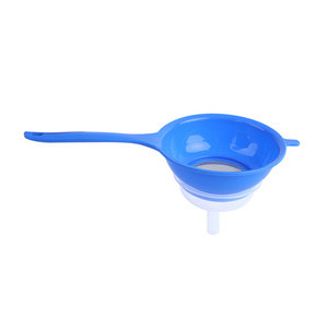 QM 2 in 1 funnel plastic with long handle.